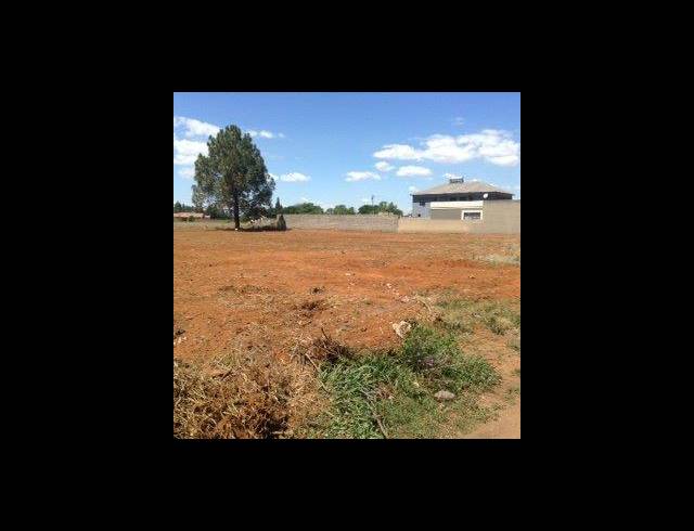 499M² VACANT LAND FOR SALE IN KOOKRUS